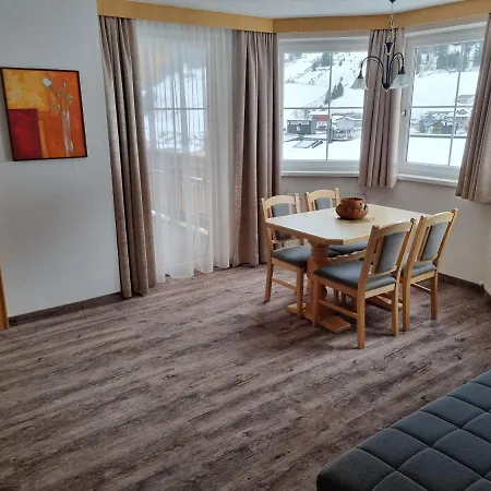 Otel Garni Corinna